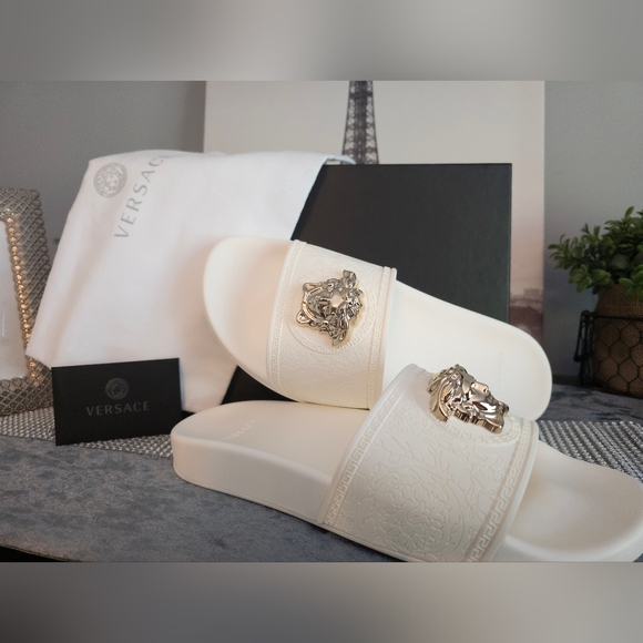 Versace Shoes - 🎉HOST PICK🎉 NIB Versace White Medusa Slides with box and dust bag